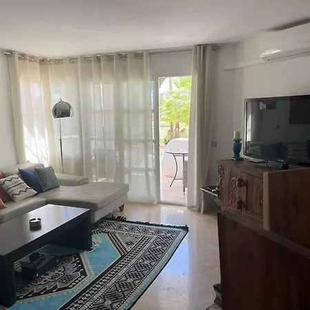 Two Bedroom * فوينخيرولا